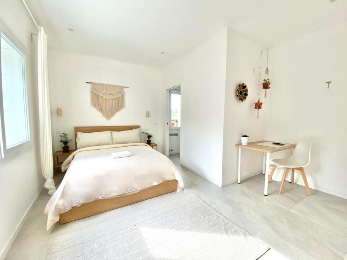 Pathos Guest House クアルト・ダルティーノ エクステリア 写真